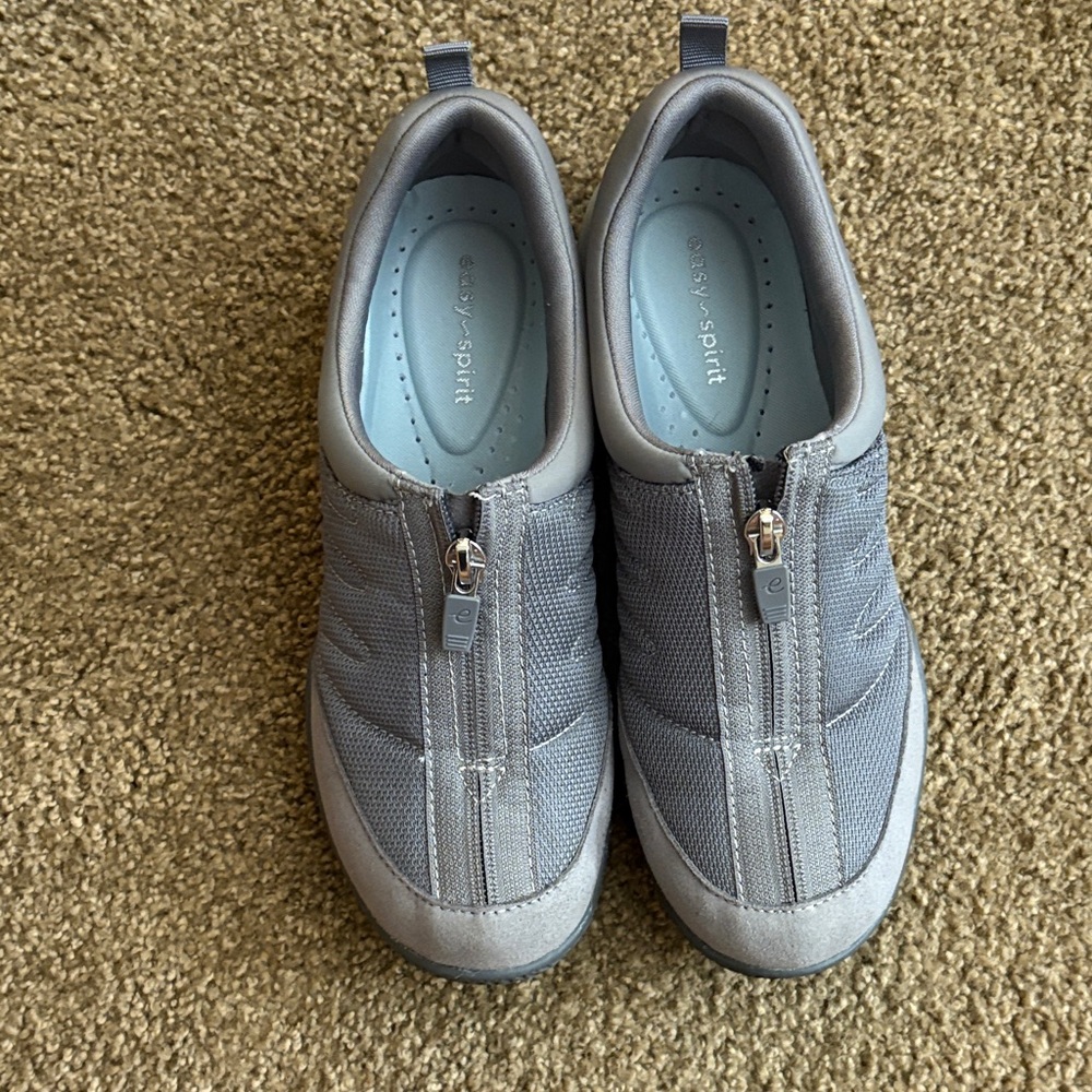 Easy Spirit Women's Gray Sneakers